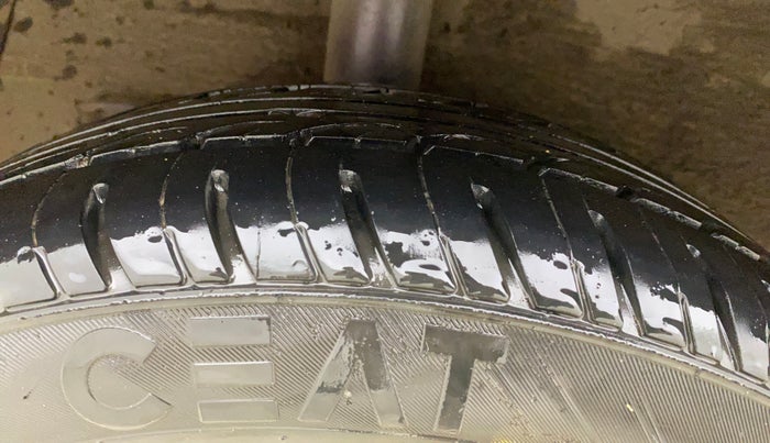 2016 Hyundai Grand i10 SPORTZ 1.2 KAPPA VTVT, Petrol, Manual, 73,944 km, Right Rear Tyre Tread