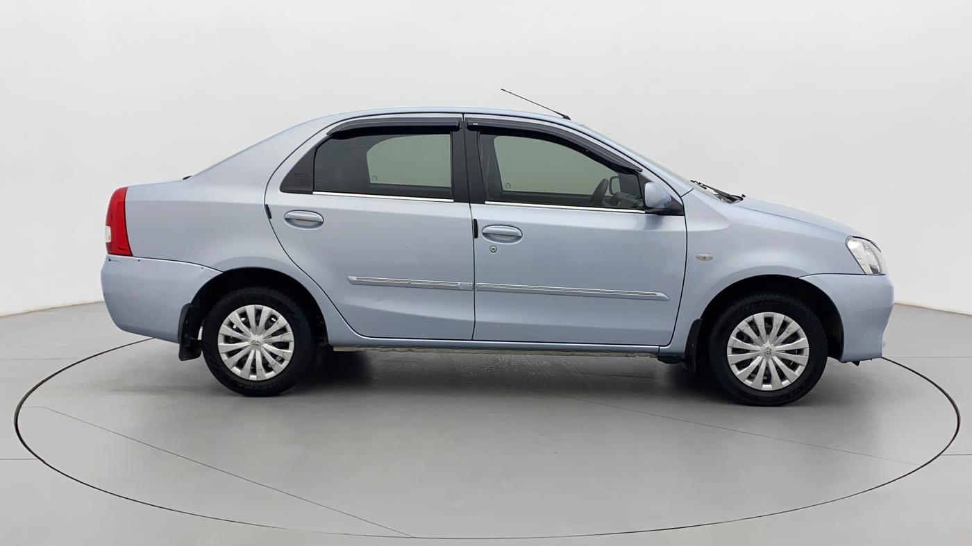 2012 Toyota Etios G, Petrol, Manual, 1,02,392 km, Right Side View