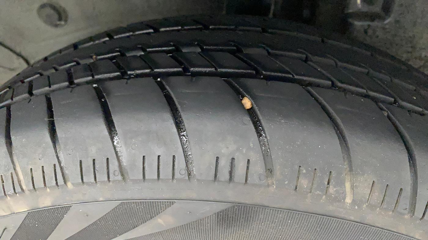 2012 Toyota Etios G, Petrol, Manual, 1,02,392 km, Left Rear Tyre Tread