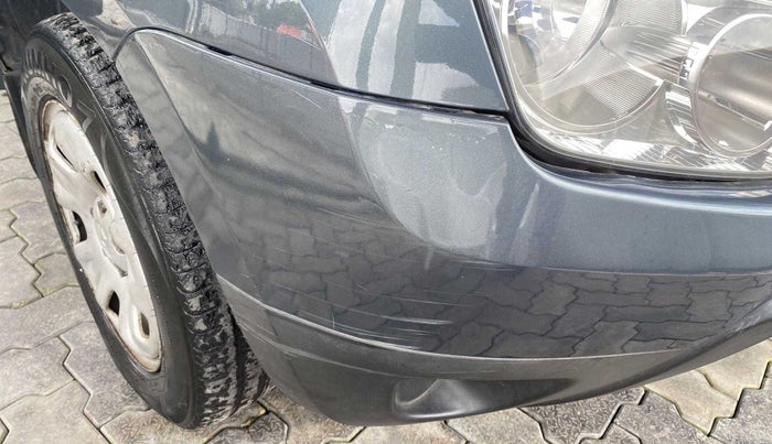 2014 Renault Duster 85 PS RXE DIESEL, Diesel, Manual, 1,23,236 km, Front bumper - Minor scratches