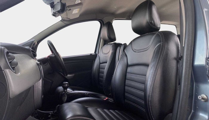 2014 Renault Duster 85 PS RXE DIESEL, Diesel, Manual, 1,23,236 km, Right Side Front Door Cabin