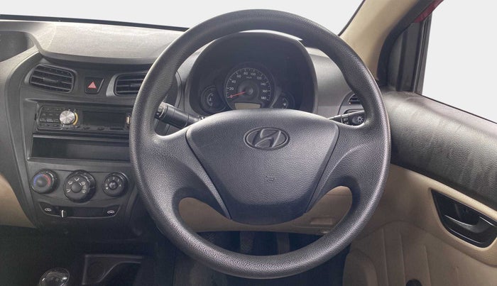 2015 Hyundai Eon D-LITE+, Petrol, Manual, 30,557 km, Steering Wheel Close Up
