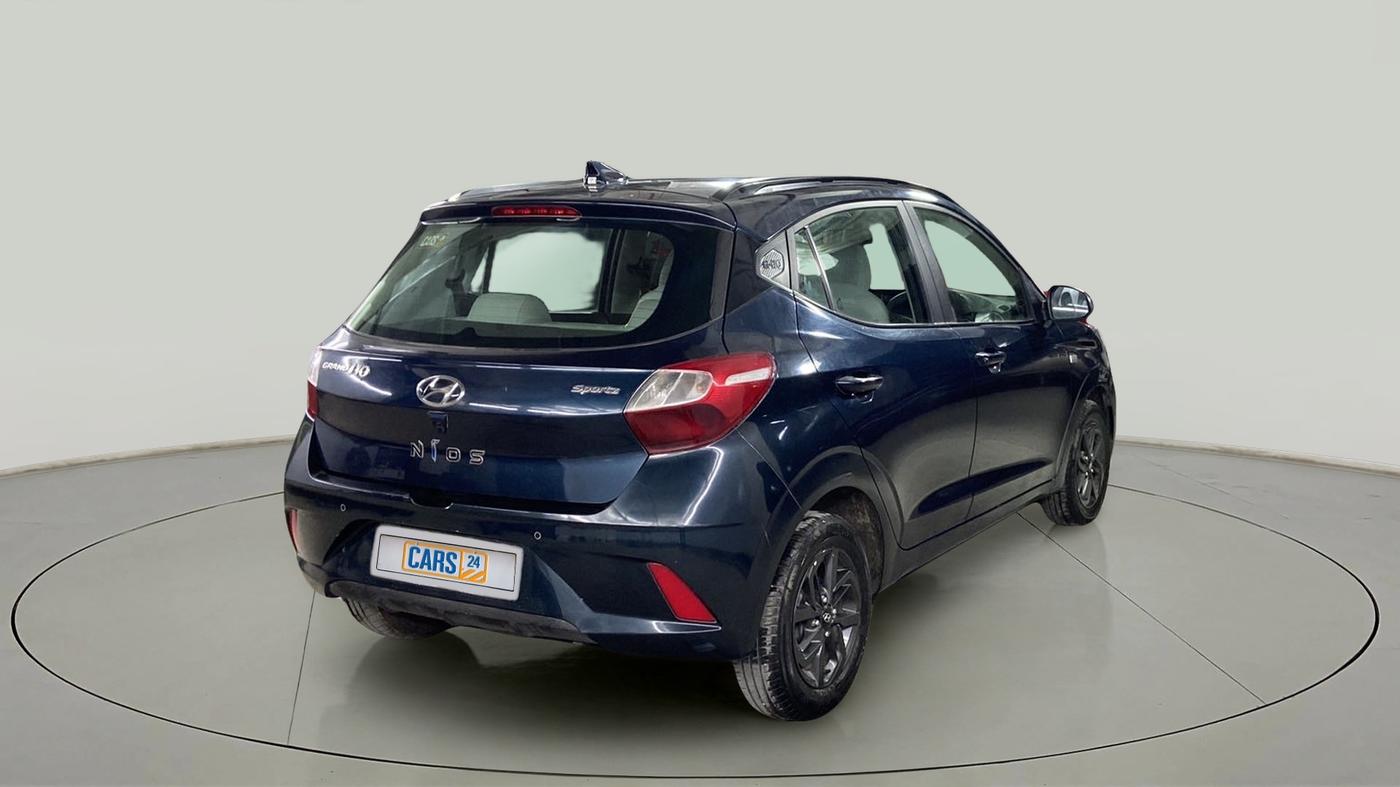 2020 Hyundai GRAND I10 NIOS SPORTZ AMT 1.2 KAPPA VTVT, Petrol, Automatic, 18,659 km, Right Back Diagonal