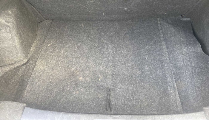 2016 Maruti Swift Dzire VXI, Petrol, Manual, 62,011 km, Boot Inside