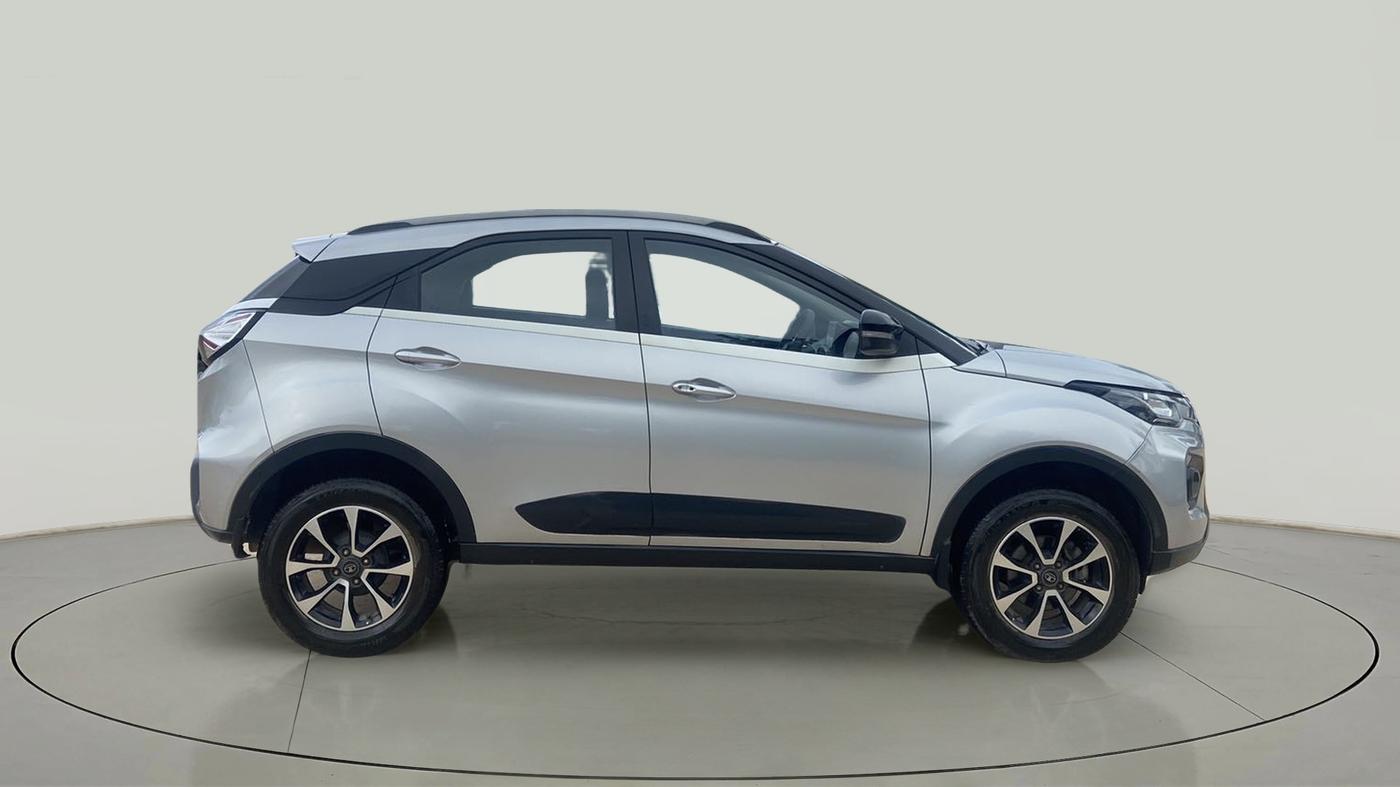 2020 Tata NEXON XZA PLUS PETROL, Petrol, Automatic, 21,925 km, Right Side View