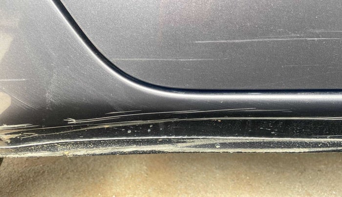 2021 Honda Jazz 1.2L I-VTEC VX CVT, Petrol, Automatic, 23,721 km, Right running board - Minor scratches