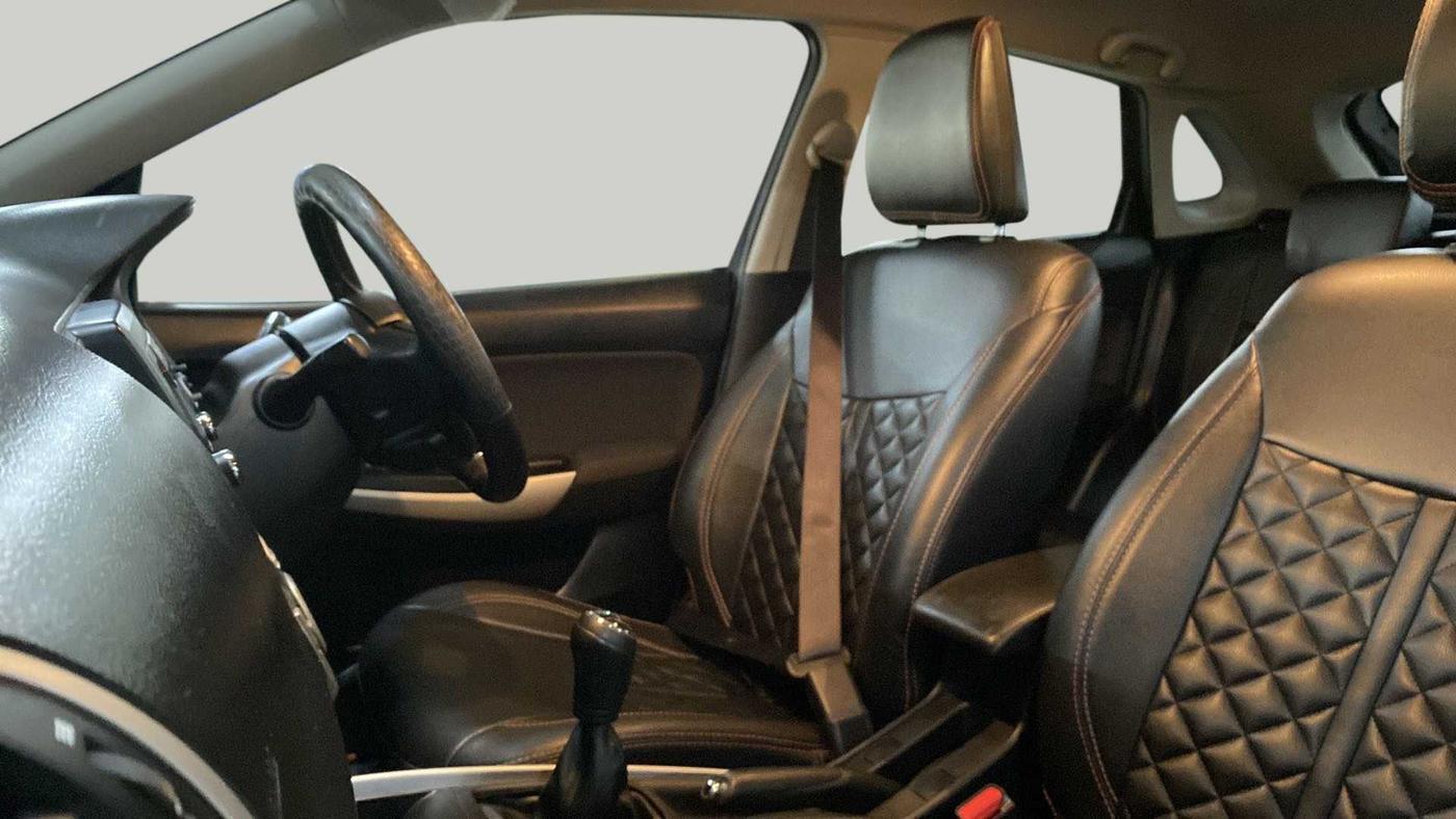 2018 Maruti Baleno DELTA PETROL 1.2, Petrol, Manual, 26,362 km, Right Side Front Door Cabin