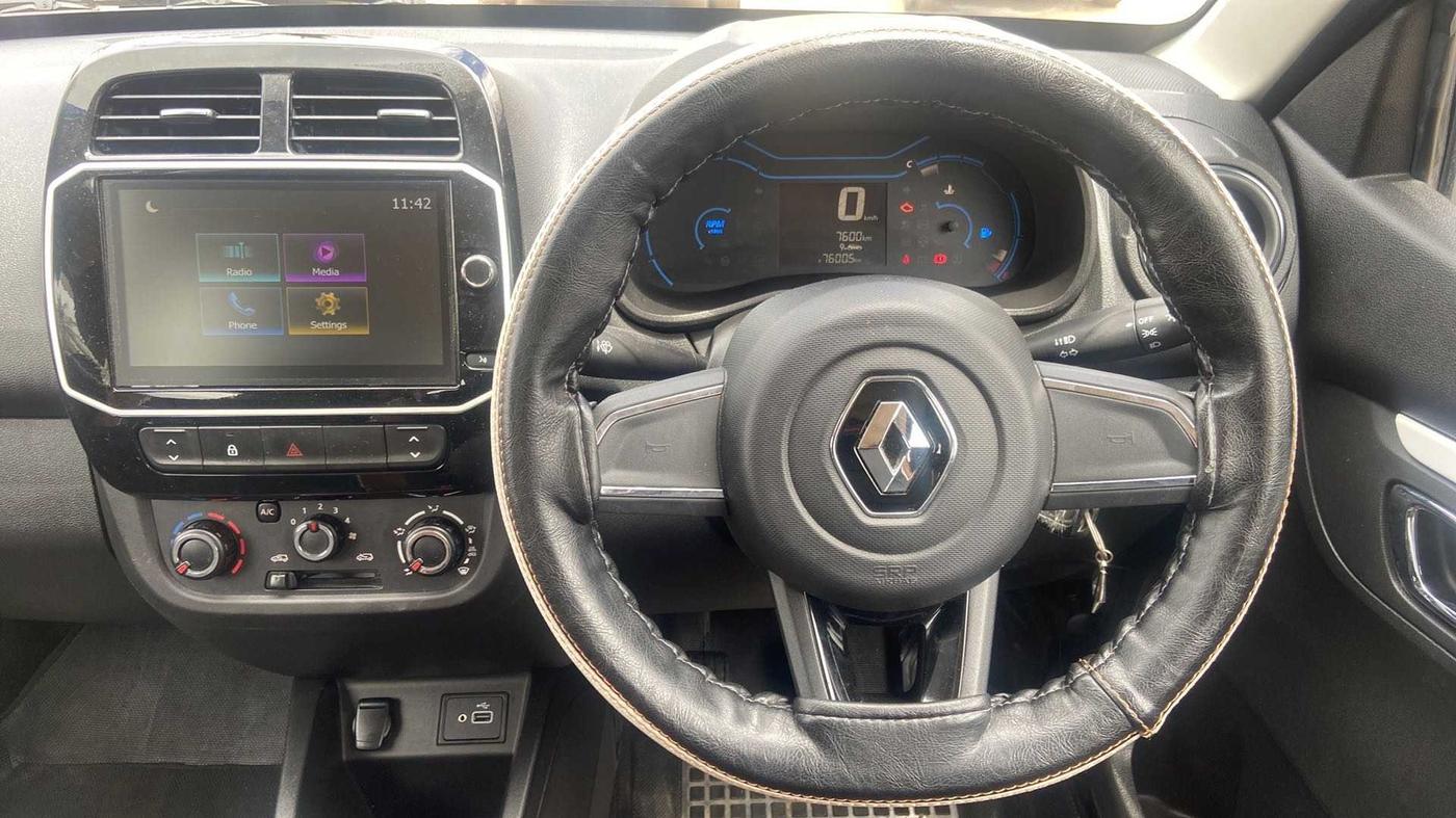 2022 Renault Kwid CLIMBER MT 1.0, Petrol, Manual, 7,600 km, Steering Wheel Close Up