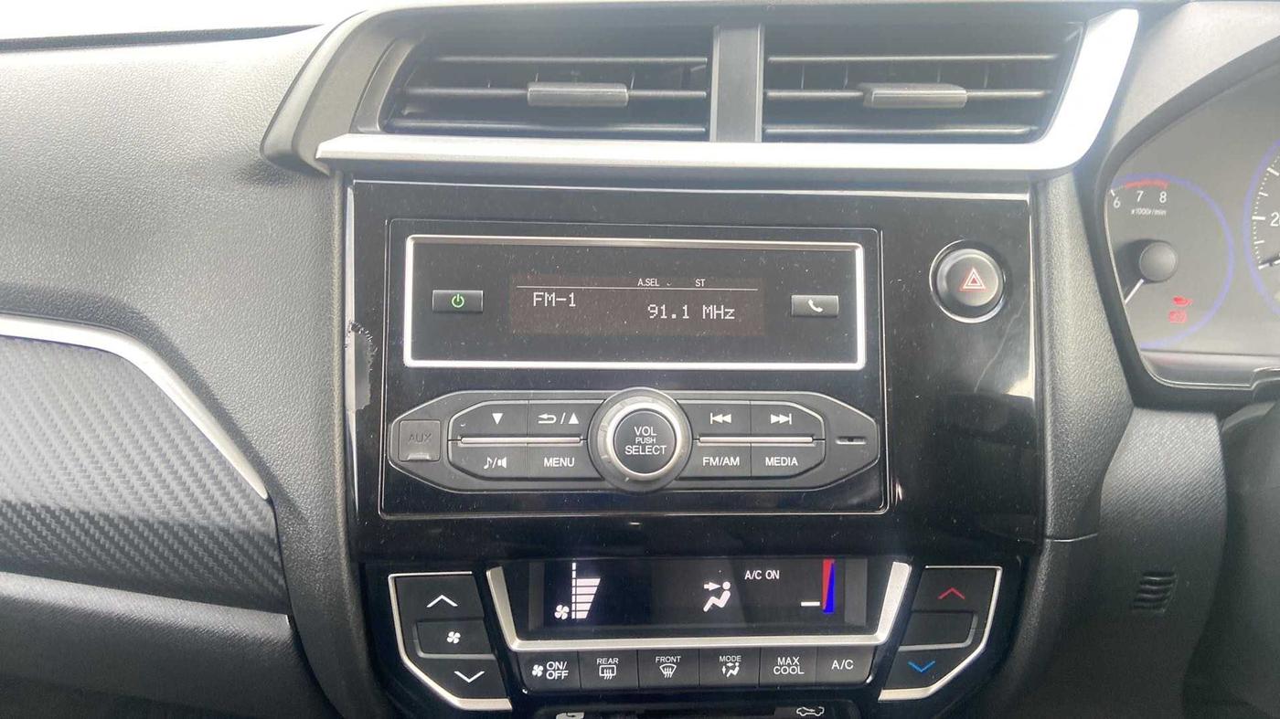 2017 Honda Brio VX AT, Petrol, Automatic, 19,807 km, Air Conditioner
