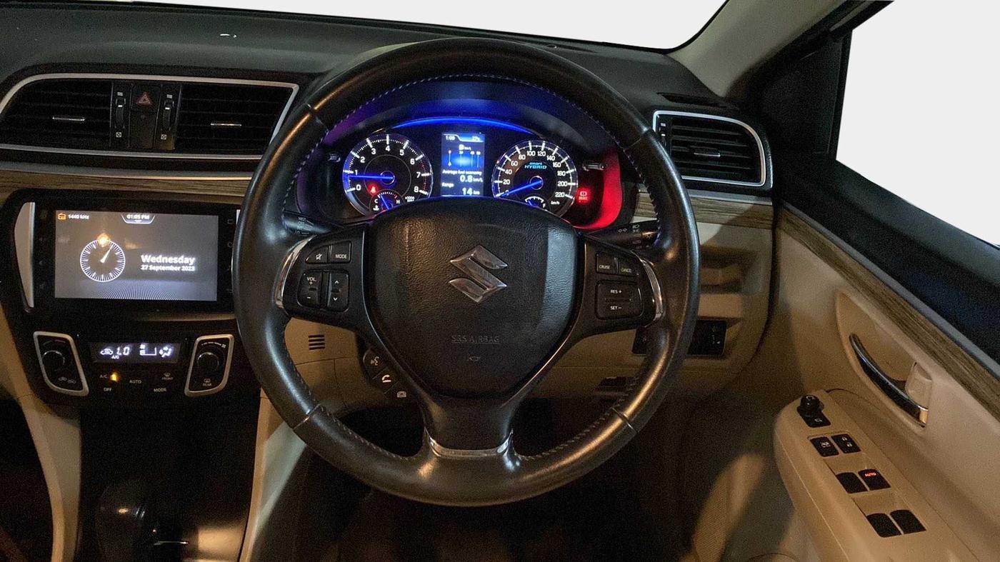 2021 Maruti Ciaz ALPHA  AT 1.5 SHVS PETROL, Petrol, Automatic, 37,617 km, Steering Wheel Close Up