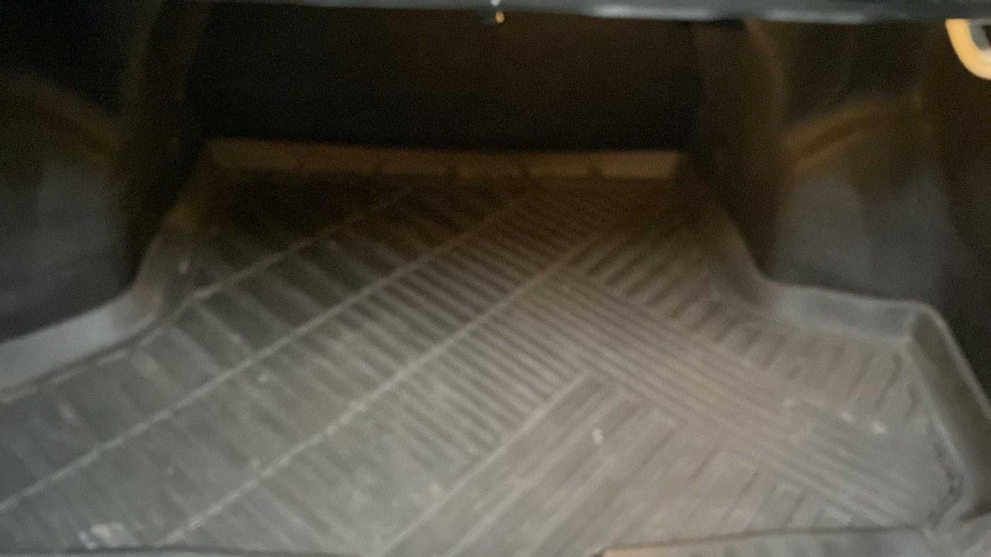 2021 Maruti Ciaz ALPHA  AT 1.5 SHVS PETROL, Petrol, Automatic, 37,617 km, Boot Inside