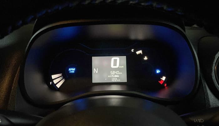 2022 Renault Kwid RXT 1.0 AMT, Petrol, Automatic, 5,840 km, Odometer Image
