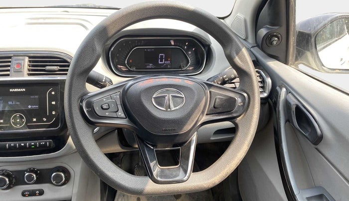 2022 Tata TIGOR XZ CNG, CNG, Manual, 33,296 km, Steering Wheel Close Up