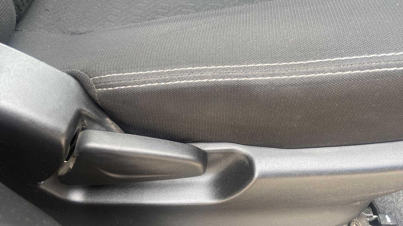 2019 Datsun Redi Go A, Petrol, Manual, 26,250 km, Driver Side Adjustment Panel