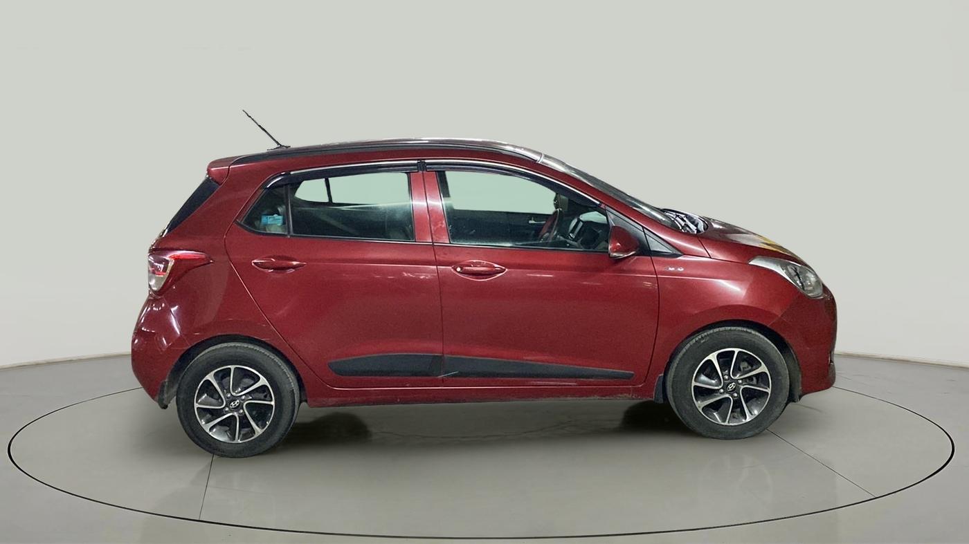 2018 Hyundai Grand i10 SPORTZ (O) AT 1.2 KAPPA VTVT, Petrol, Automatic, 23,569 km, Right Side View