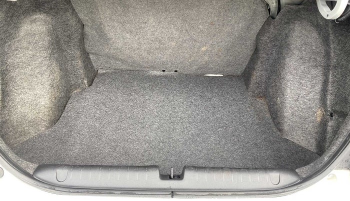2020 Honda Amaze 1.2L I-VTEC VX, Petrol, Manual, 34,252 km, Boot Inside