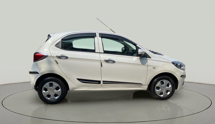 2018 Tata Tiago XT PETROL, Petrol, Manual, 54,618 km, Right Side View