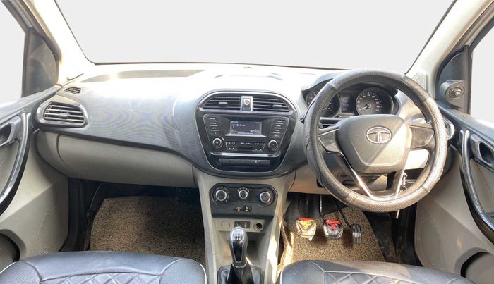 2018 Tata Tiago XT PETROL, Petrol, Manual, 54,618 km, Dashboard