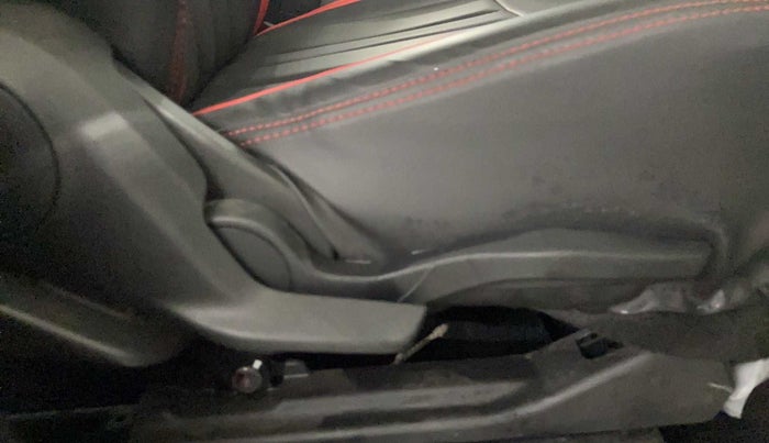 2023 Maruti BREZZA ZXI SMART HYBRID , Petrol, Manual, 12,072 km, Driver Side Adjustment Panel