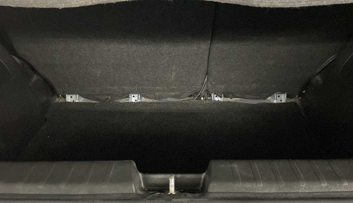 2020 Maruti Baleno DELTA PETROL 1.2, Petrol, Manual, 13,058 km, Boot Inside