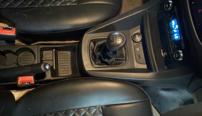 2020 Ford Figo Aspire TITANIUM PLUS 1.5 DIESEL, Diesel, Manual, 37,012 km, Gear Lever