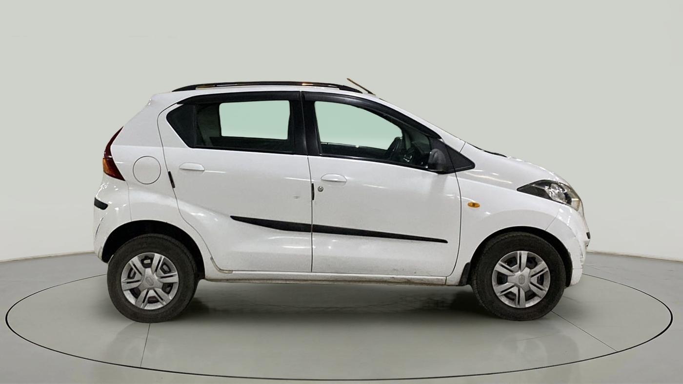 2017 Datsun Redi Go T (O), Petrol, Manual, 45,841 km, Right Side View
