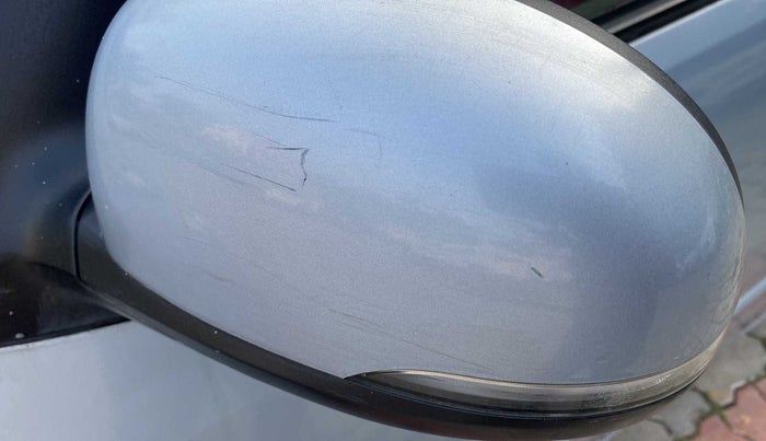 2010 Hyundai i10 SPORTZ 1.2, Petrol, Manual, 28,036 km, Left rear-view mirror - Indicator light not working