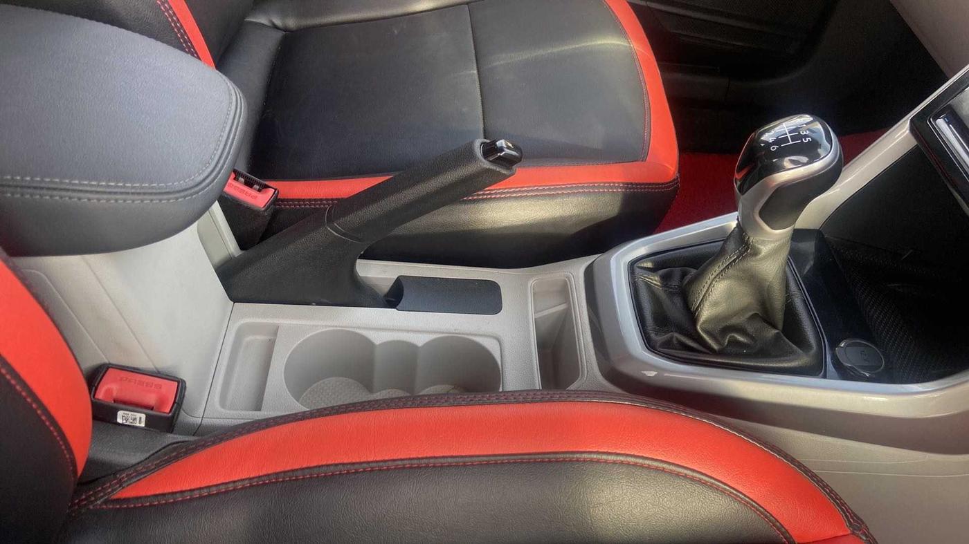 2021 Volkswagen TAIGUN GT 1.5 TSI MT, Petrol, Manual, 9,915 km, Gear Lever