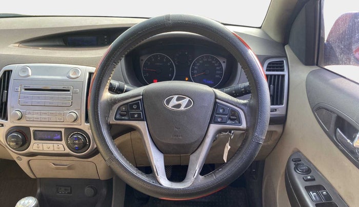 2011 Hyundai i20 SPORTZ 1.2, Petrol, Manual, 71,790 km, Steering Wheel Close Up
