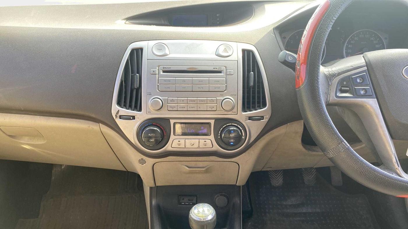 2011 Hyundai i20 SPORTZ 1.2, Petrol, Manual, 71,790 km, Air Conditioner