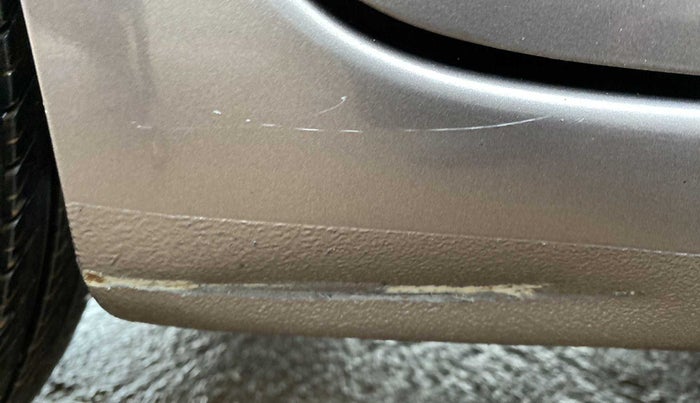 2012 Honda Brio S MT, Petrol, Manual, 45,583 km, Right running board - Slightly dented