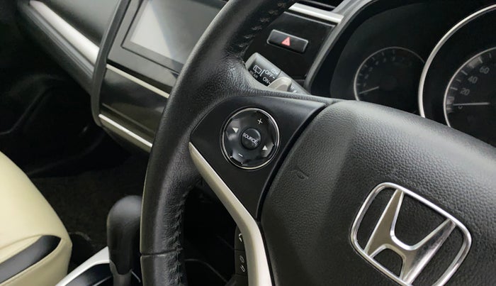 2020 Honda Jazz 1.2L I-VTEC VX CVT, Petrol, Automatic, 48,675 km, Steering wheel - Phone control not functional