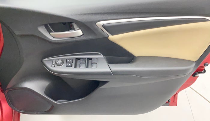 2020 Honda Jazz 1.2L I-VTEC VX CVT, Petrol, Automatic, 48,675 km, Driver Side Door Panels Control