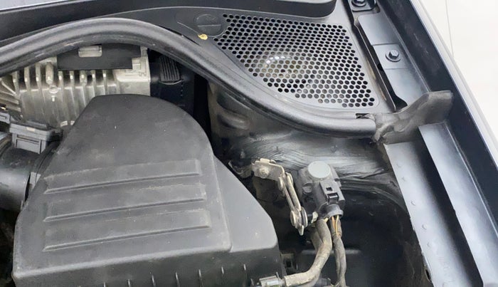 2017 Volkswagen Polo HIGHLINE PLUS 1.5 16 ALLOY, Diesel, Manual, 79,075 km, Left Apron - Apron is partially repaired