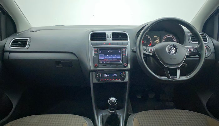 2017 Volkswagen Polo HIGHLINE PLUS 1.5 16 ALLOY, Diesel, Manual, 79,075 km, Dashboard