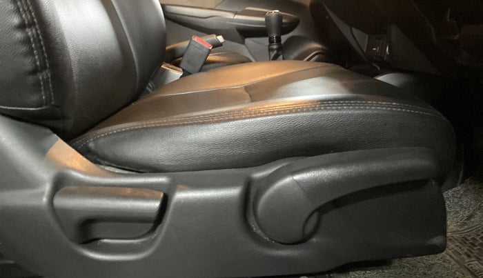 2017 Honda WR-V 1.2L I-VTEC VX MT, Petrol, Manual, 36,574 km, Driver Side Adjustment Panel