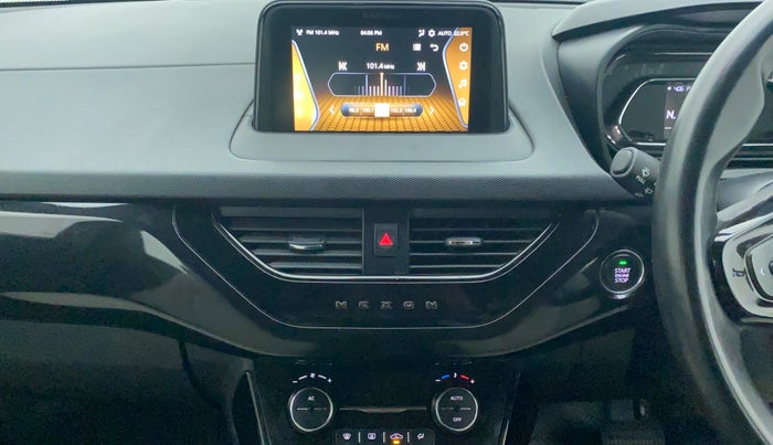 2021 Tata NEXON XZA PLUS DIESEL DARK EDITION, Diesel, Automatic, 29,907 km, Air Conditioner