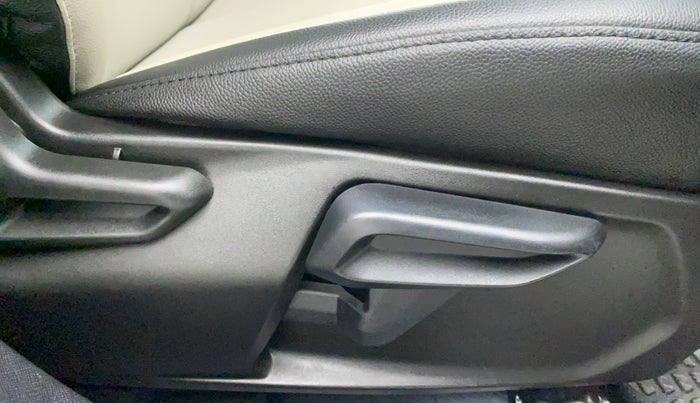 2021 Tata NEXON XZA PLUS DIESEL DARK EDITION, Diesel, Automatic, 29,907 km, Driver Side Adjustment Panel