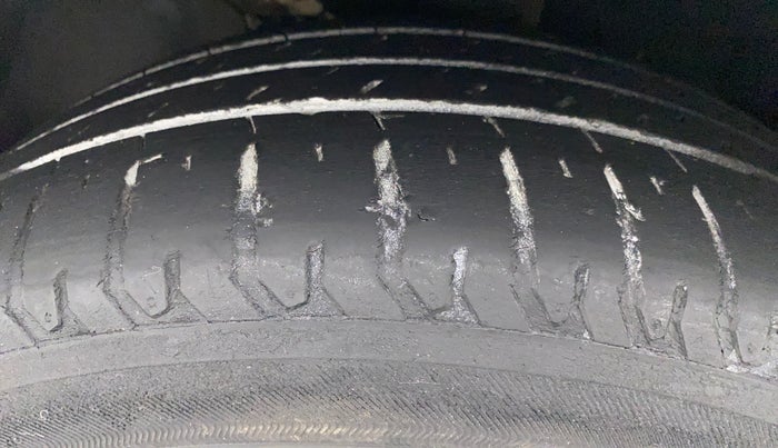 2018 Hyundai Verna 1.6 CRDI SX + AT, Diesel, Automatic, 62,553 km, Left Front Tyre Tread