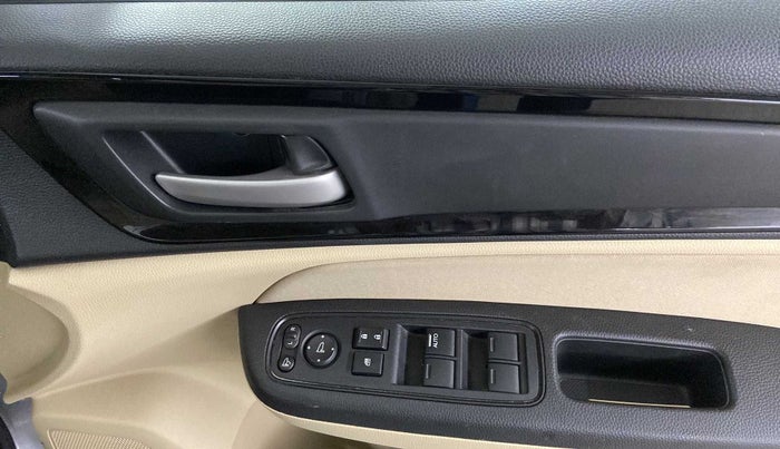 2018 Honda Amaze 1.2L I-VTEC V CVT, Petrol, Automatic, 8,960 km, Driver Side Door Panels Control