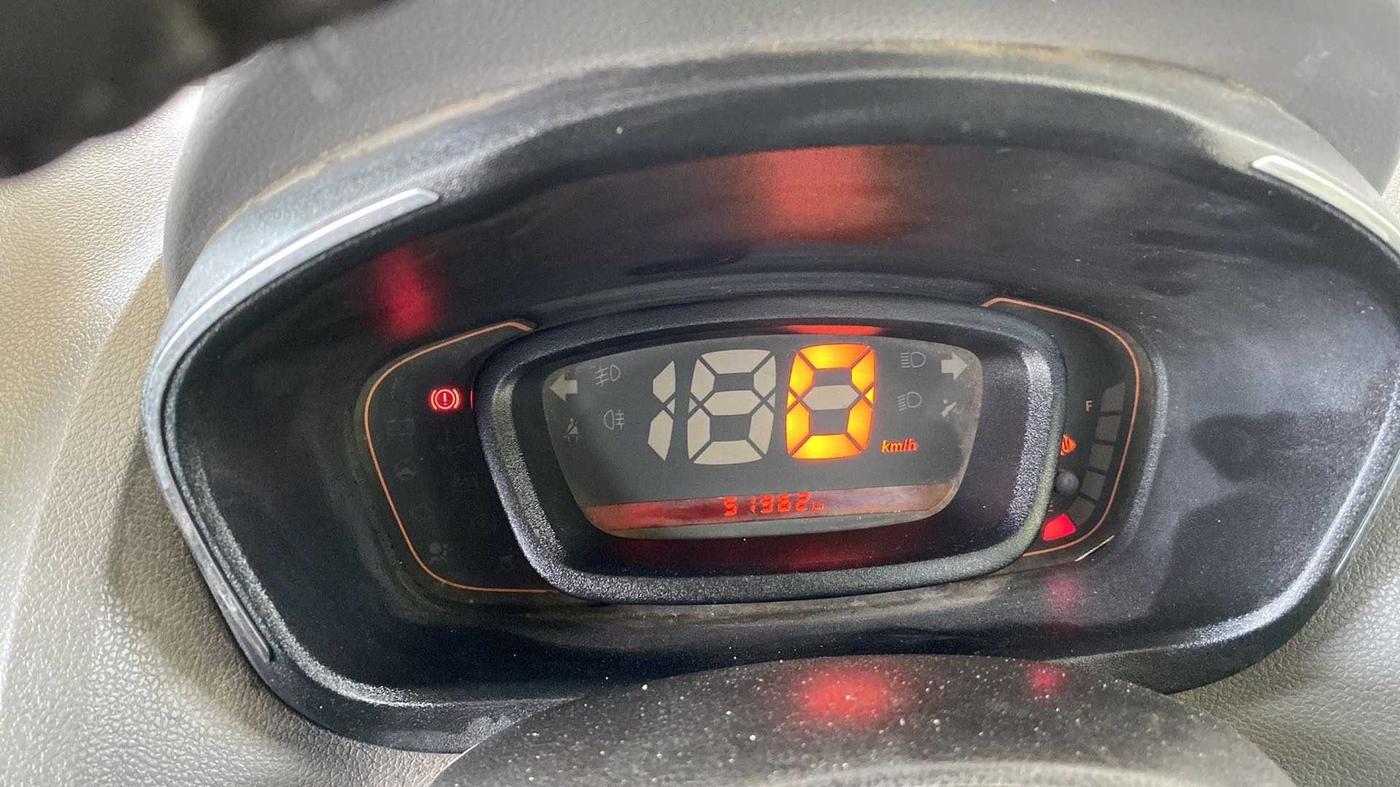2018 Renault Kwid RXT 1.0 (O), Petrol, Manual, 51,931 km, Odometer Image