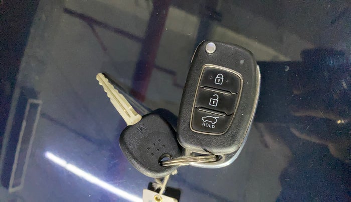 2021 Hyundai NEW I20 SPORTZ 1.2 AT, Petrol, Automatic, 24,998 km, Key Close Up