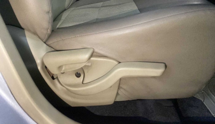 2013 Honda Brio S MT, Petrol, Manual, 68,455 km, Driver Side Adjustment Panel