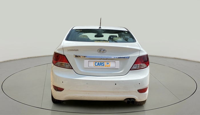 2012 Hyundai Verna FLUIDIC 1.6 CRDI SX, Diesel, Manual, 93,863 km, Back/Rear