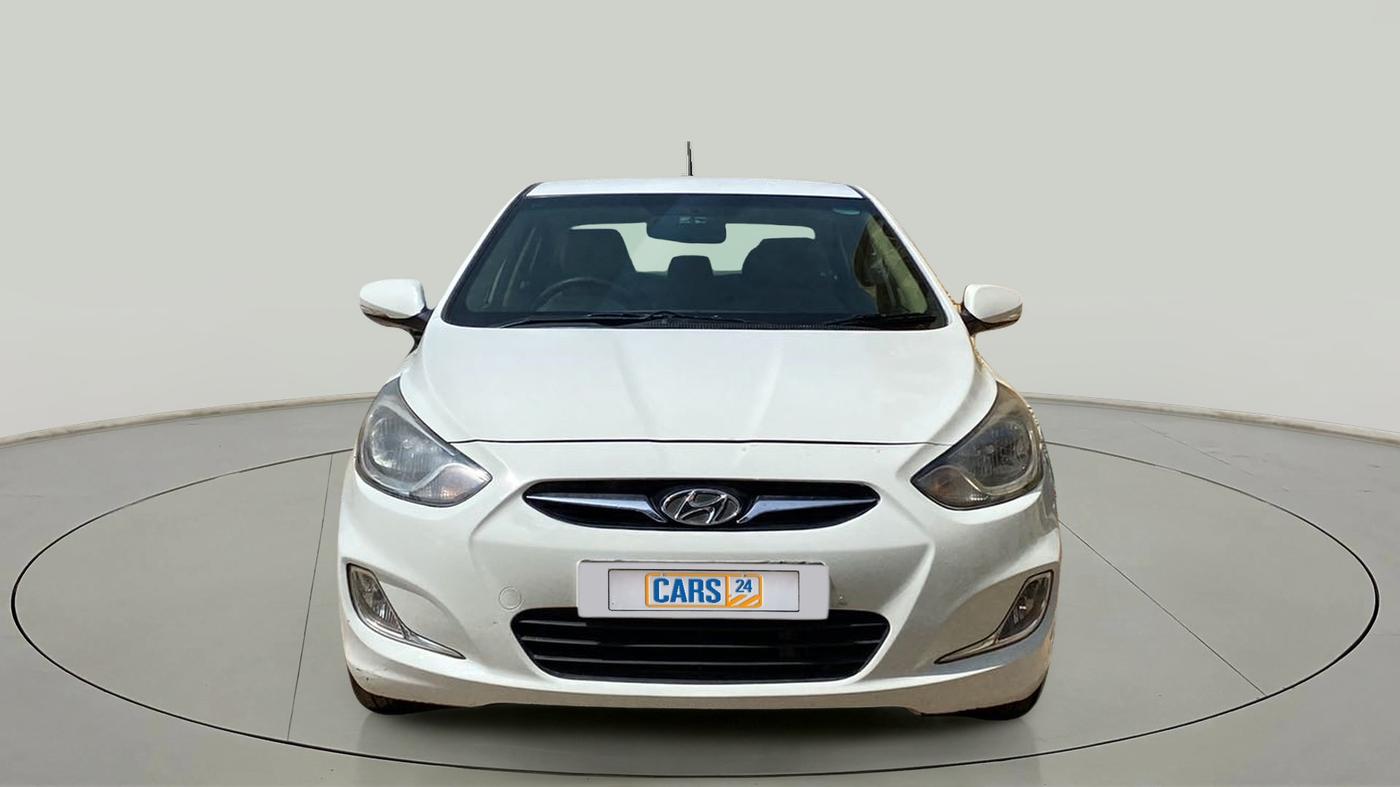 2012 Hyundai Verna FLUIDIC 1.6 CRDI SX, Diesel, Manual, 93,863 km, Front