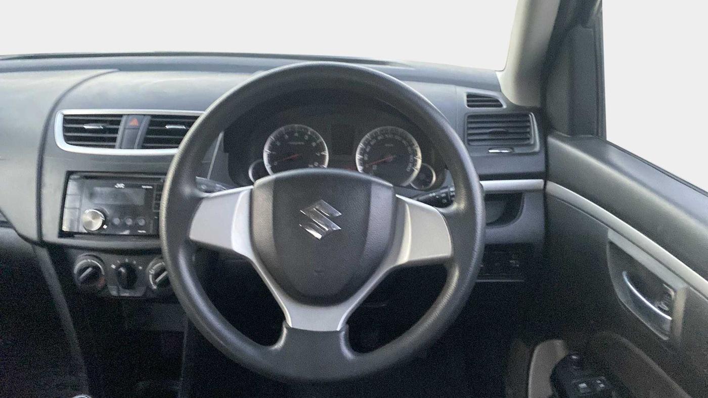 2012 Maruti Swift VXI, Petrol, Manual, 66,733 km, Steering Wheel Close Up