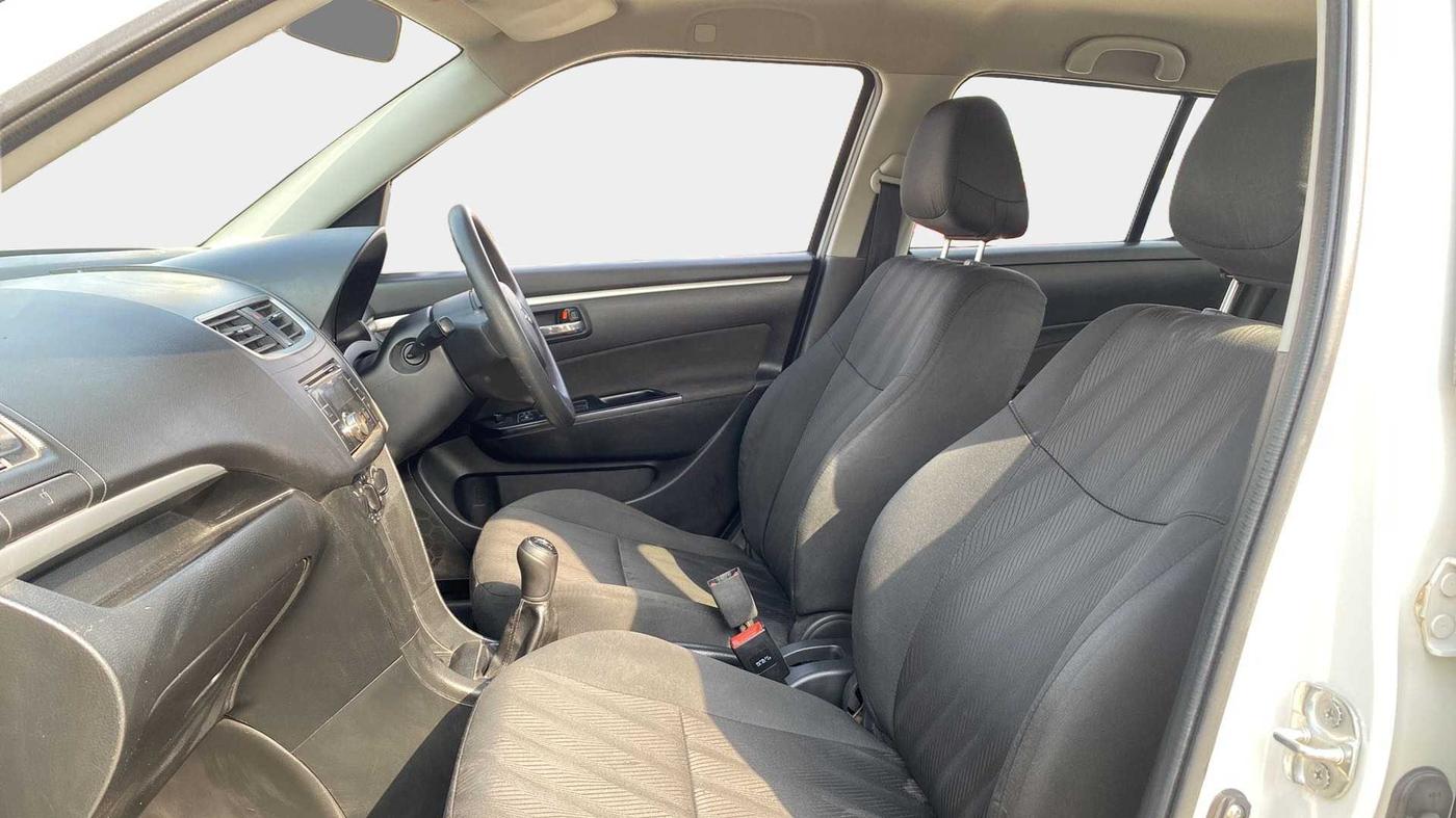 2012 Maruti Swift VXI, Petrol, Manual, 66,733 km, Right Side Front Door Cabin