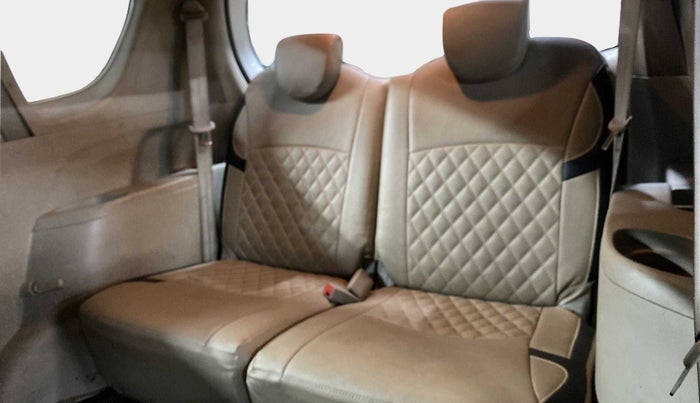 2017 Maruti Ertiga VDI SHVS, Diesel, Manual, 44,556 km, Third Seat Row ( optional )