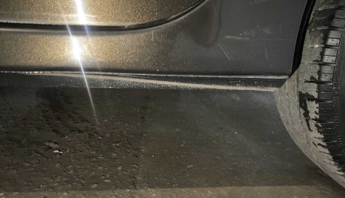 2015 Honda City 1.5L I-VTEC V MT, Petrol, Manual, 77,990 km, Left running board - Slightly dented