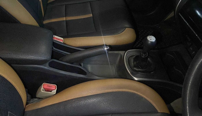 2015 Honda City 1.5L I-VTEC V MT, Petrol, Manual, 77,990 km, Gear Lever